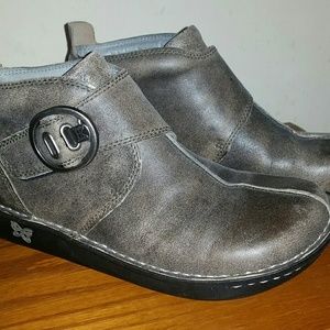 Alegria Grayish/brown Ankle Boots